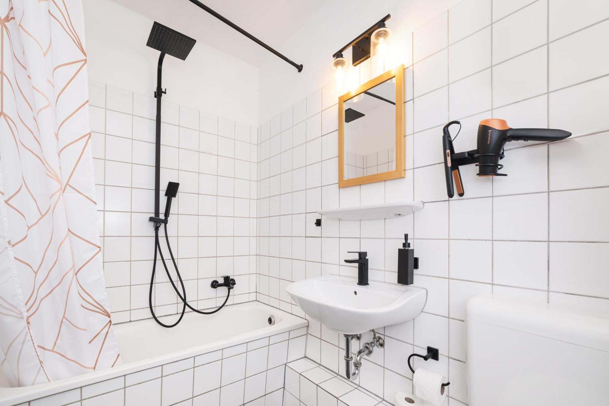 Smart Home - Wuppertal - Perfect For 4 Guests! Central - Netflix - Schwebebahn - Free Parking Zone Εξωτερικό φωτογραφία